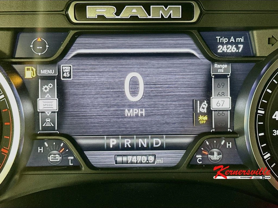 2025 Ram 2500 - Image 15 of 24