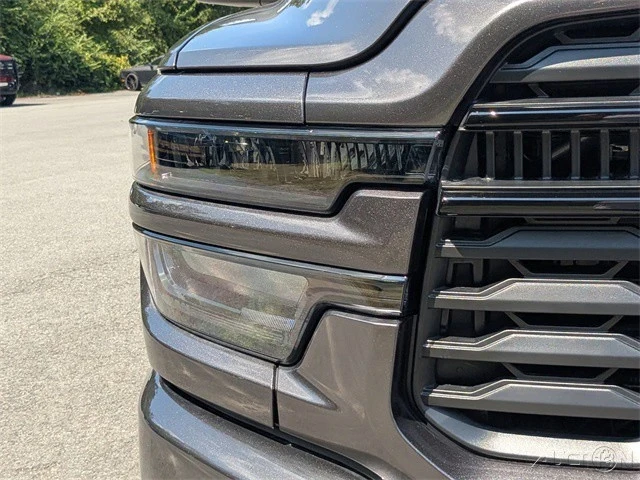 2025 Ram 2500 - Image 10 of 12
