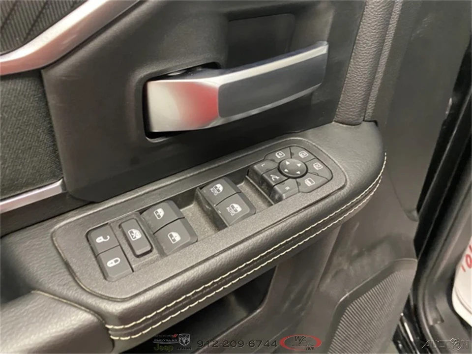 2025 Ram 2500 - Image 11 of 12