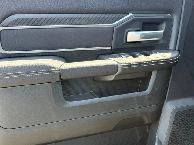 2025 Ram 2500 - Image 11 of 12
