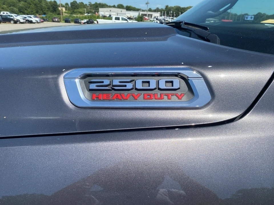 2025 Ram 2500 - Image 10 of 12