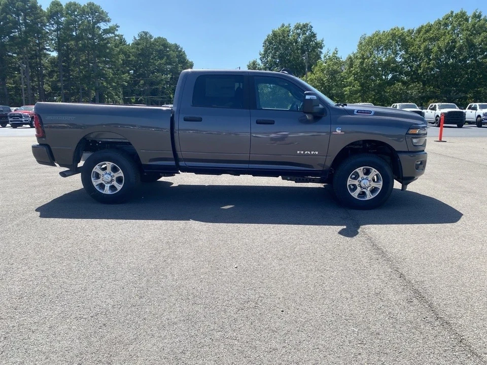 2025 Ram 2500 - Image 4 of 12