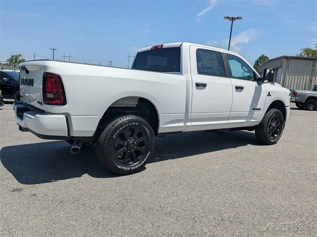 2025 Ram 2500 - Image 4 of 12