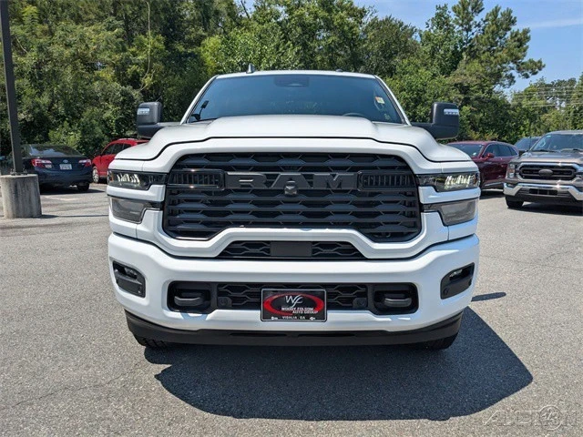 2025 Ram 2500 - Image 9 of 12