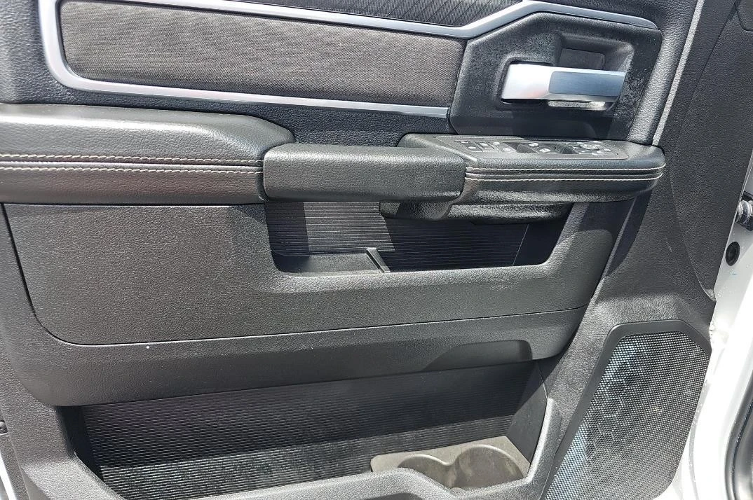 2025 Ram 2500 - Image 8 of 16