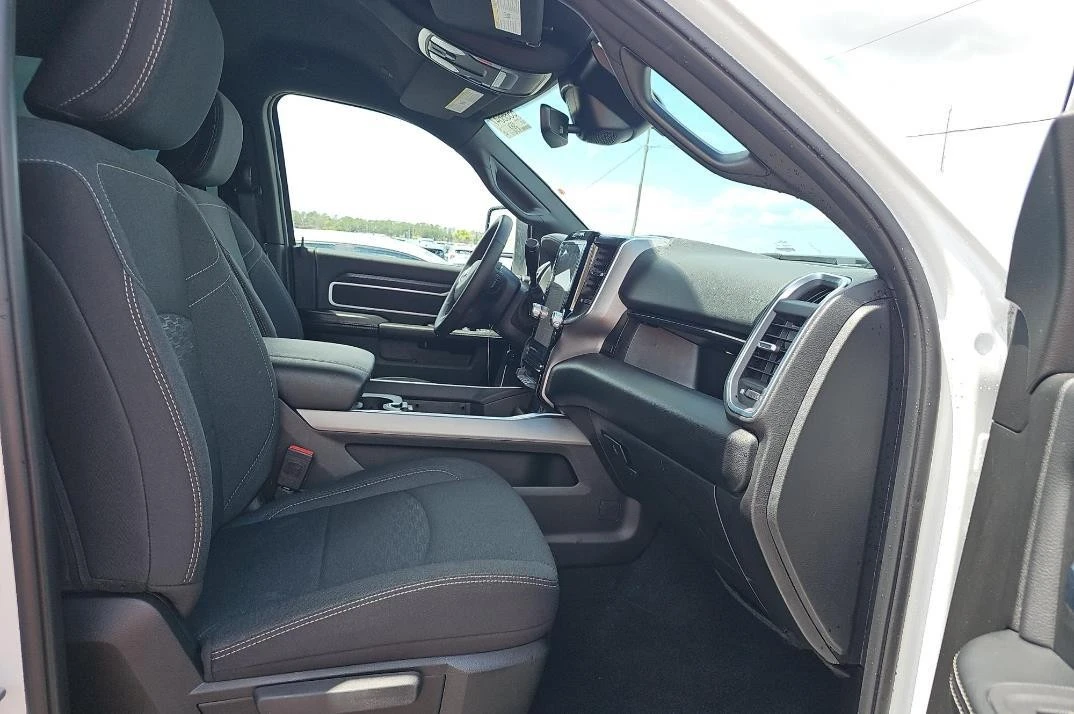 2025 Ram 2500 - Image 9 of 16