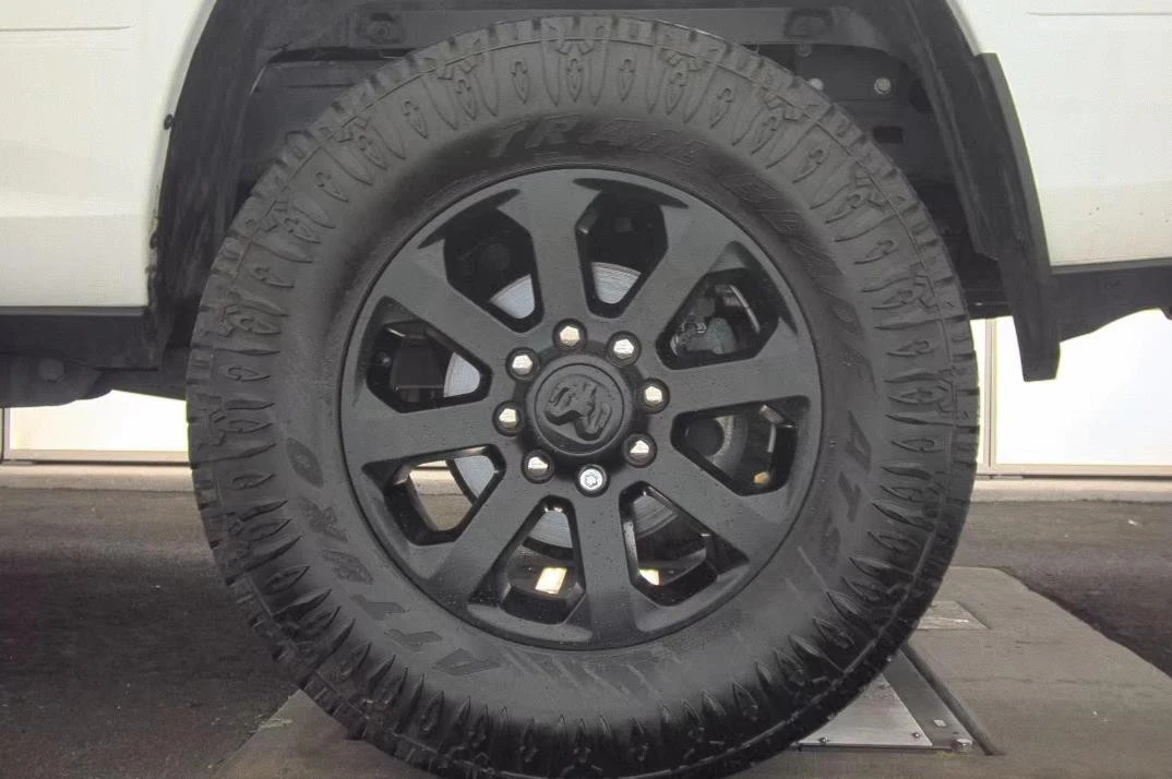 2025 Ram 2500 - Image 11 of 16