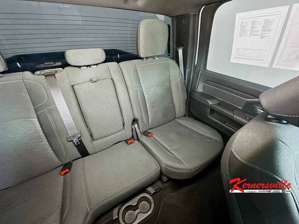 2025 Ram 2500 - Image 14 of 24