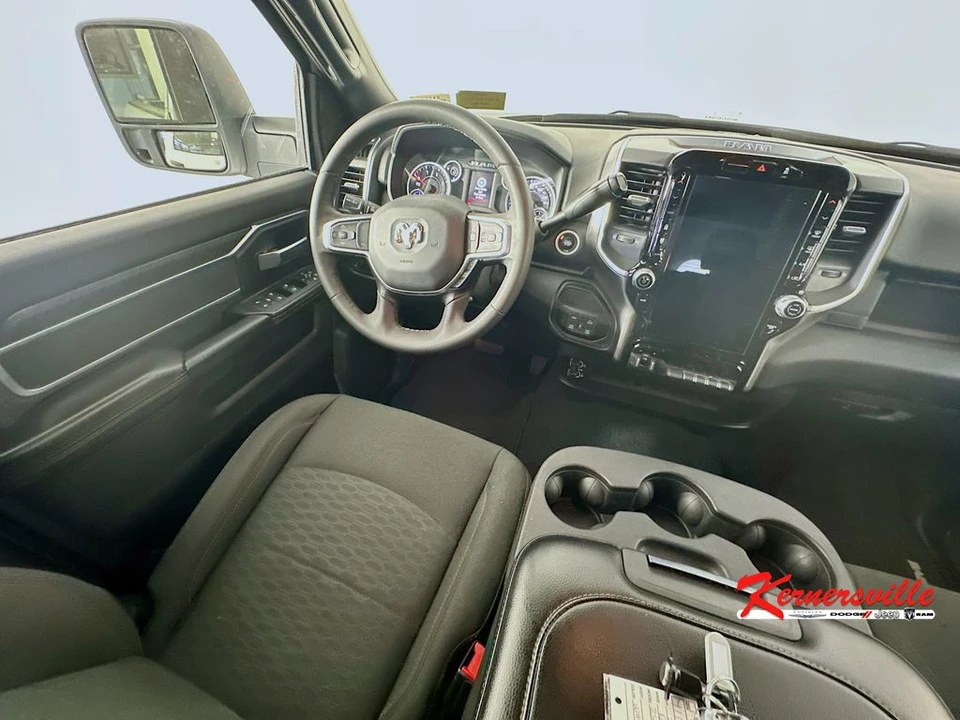 2025 Ram 2500 - Image 9 of 24