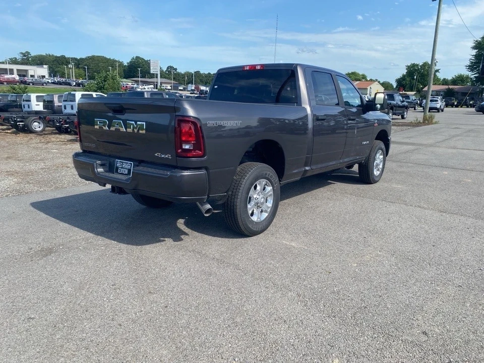 2025 Ram 2500 - Image 5 of 12