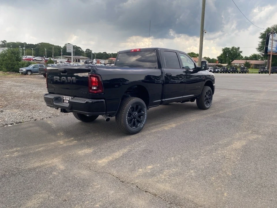 2025 Ram 2500 - Image 5 of 12