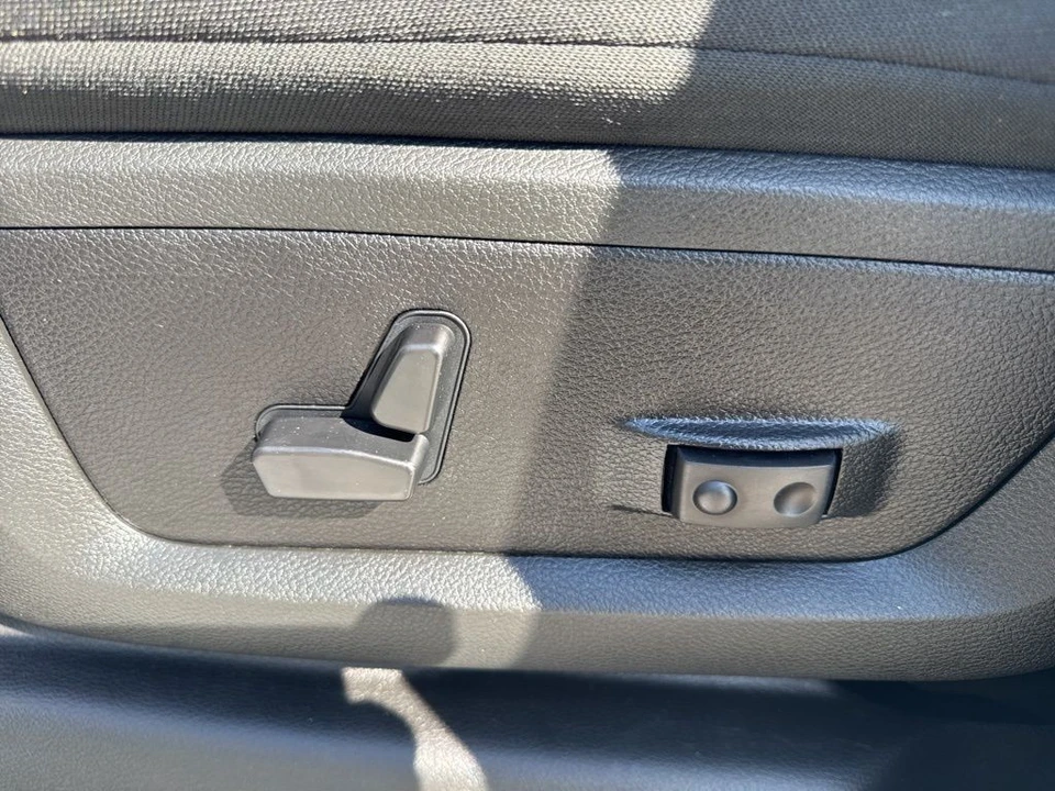 2025 Ram 2500 - Image 10 of 21