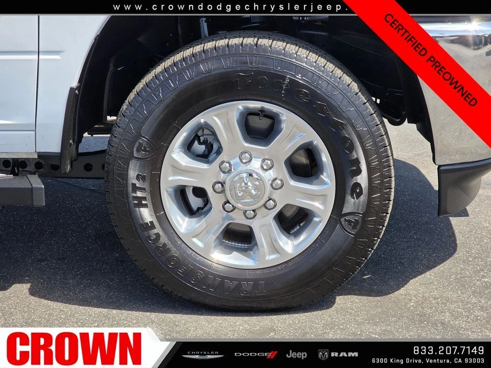 2025 Ram 2500 - Image 9 of 31