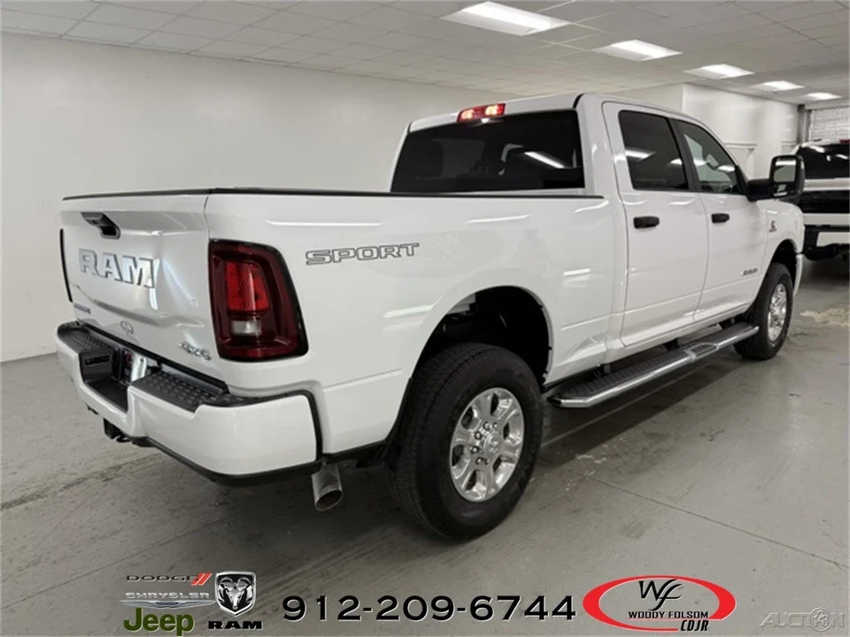 2025 Ram 2500 - Image 5 of 12