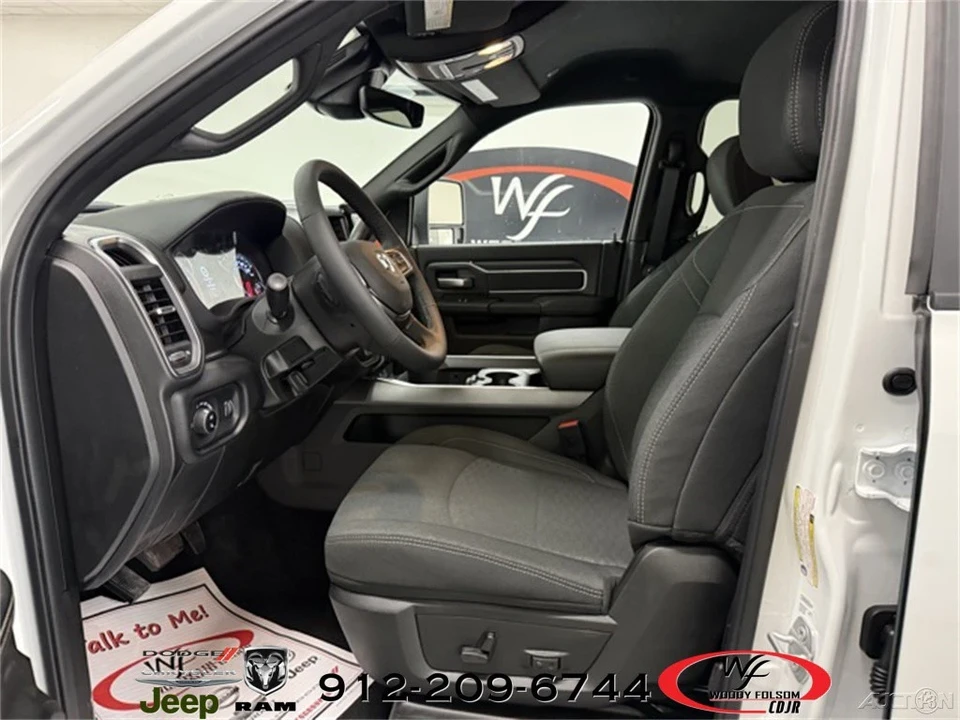 2025 Ram 2500 - Image 8 of 12