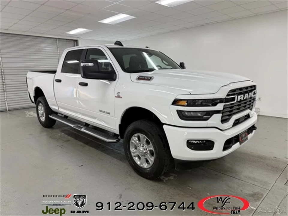 2025 Ram 2500 - Image 3 of 12