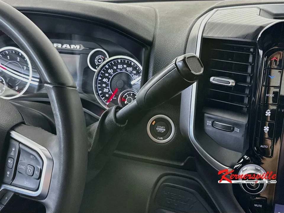 2025 Ram 2500 - Image 16 of 24