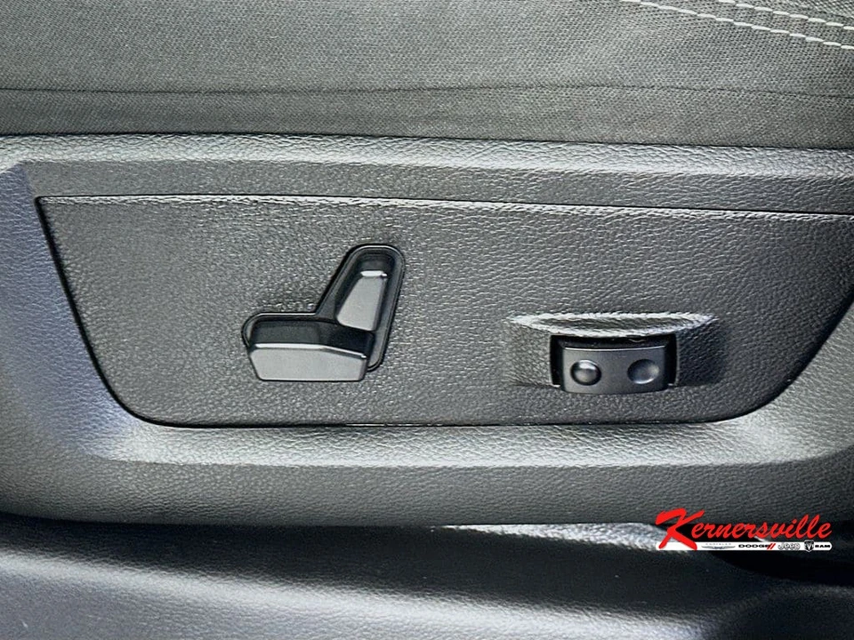 2025 Ram 2500 - Image 21 of 24