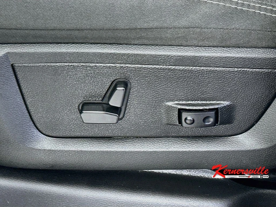 2025 Ram 2500 - Image 21 of 24