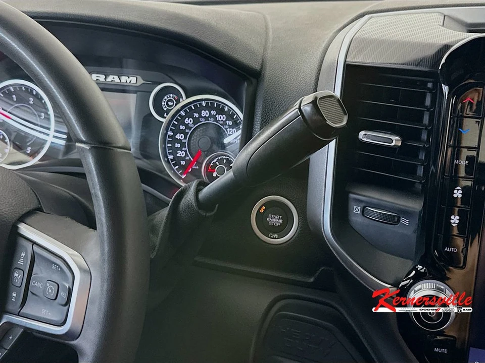 2025 Ram 2500 - Image 16 of 24