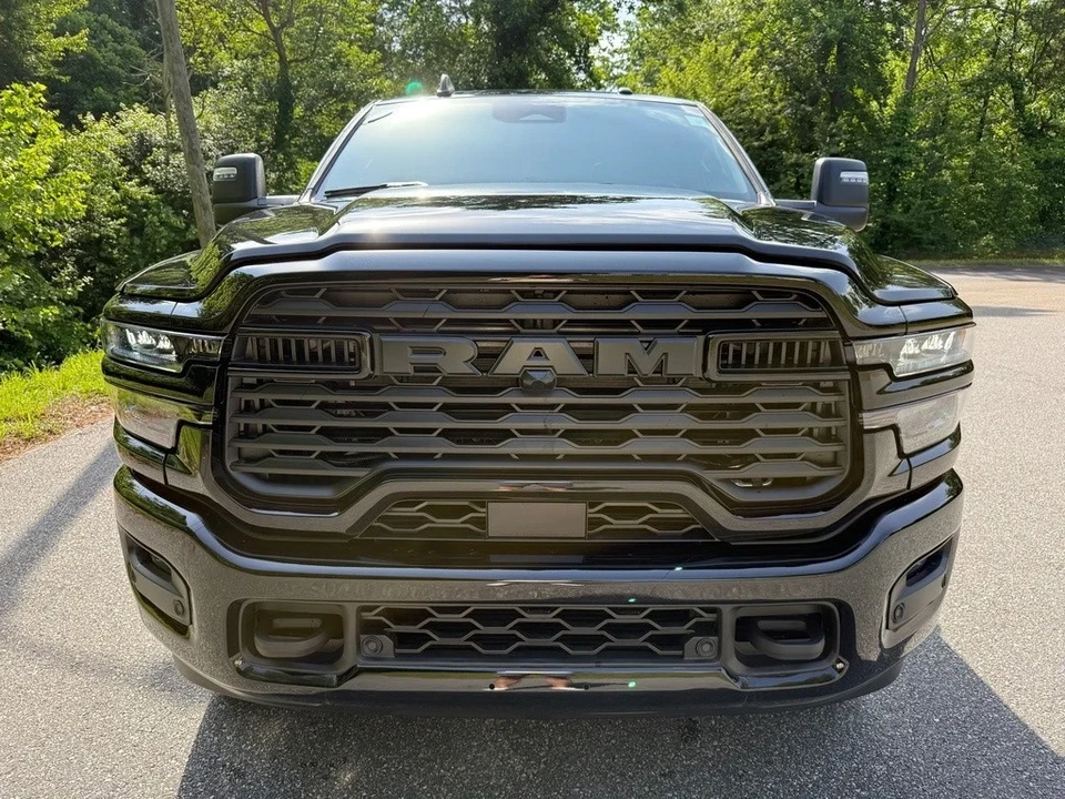 2025 Ram 2500 - Image 4 of 21