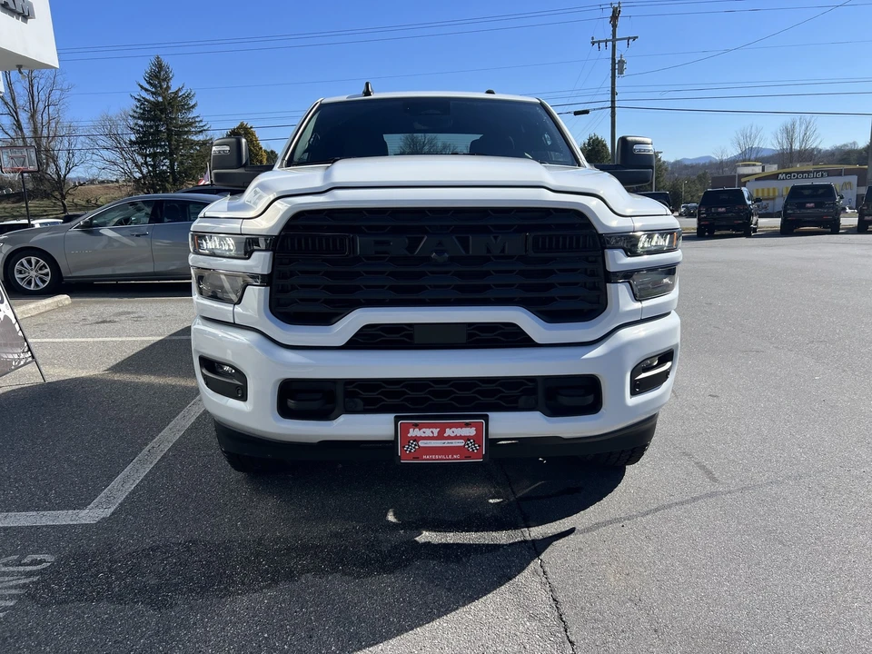 2025 Ram 2500 - Image 5 of 12