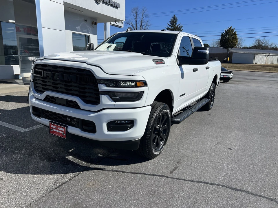2025 Ram 2500 - Image 7 of 12