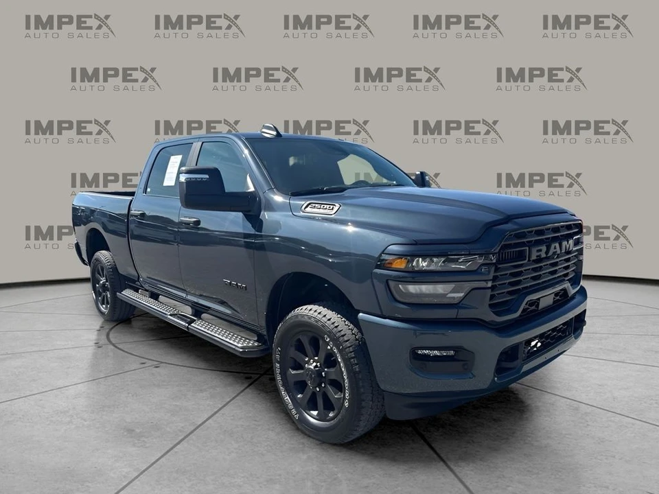 2025 Ram 2500 - Image 7 of 31