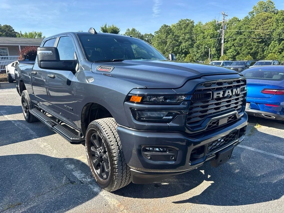 2025 Ram 2500 - Image 2 of 5
