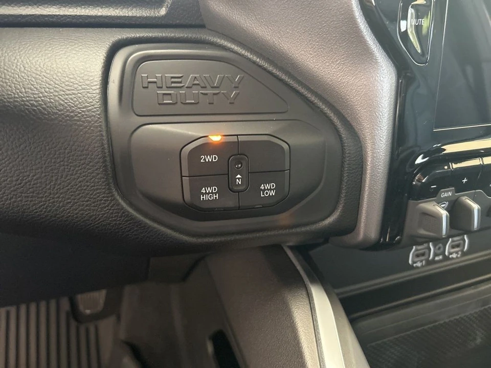 2025 Ram 2500 - Image 9 of 12