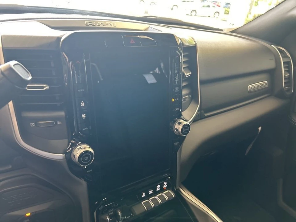 2025 Ram 2500 - Image 7 of 12