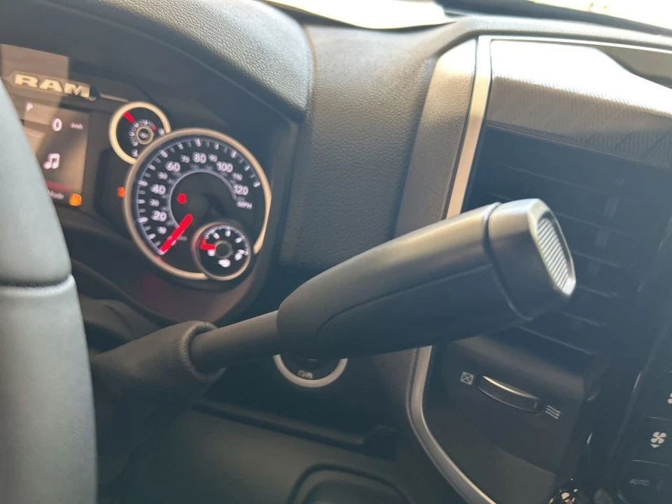 2025 Ram 2500 - Image 8 of 12
