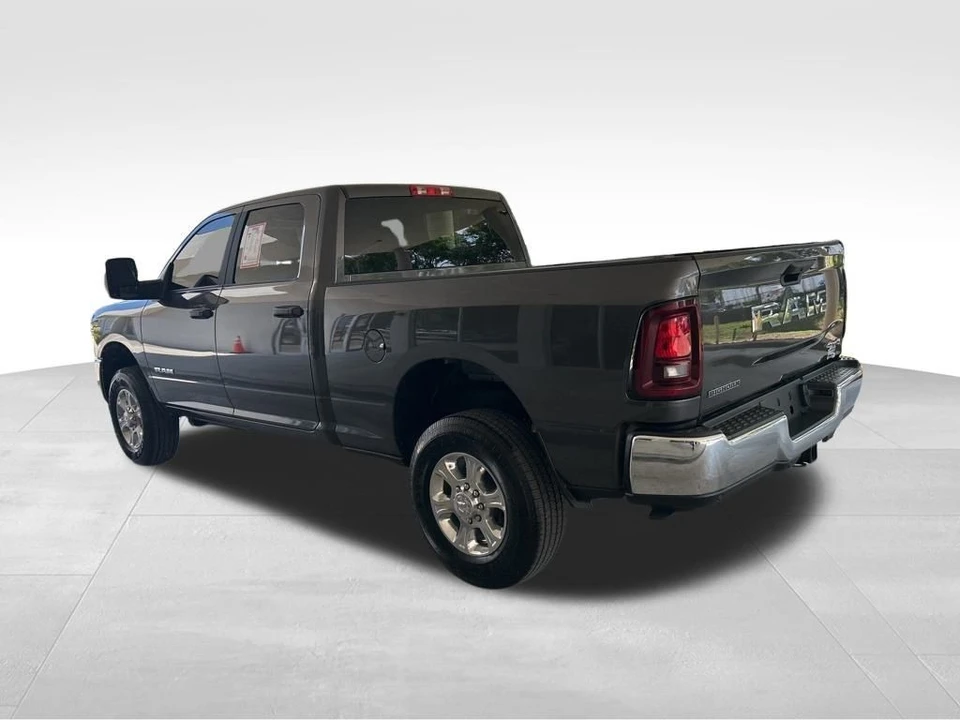 2025 Ram 2500 - Image 4 of 12
