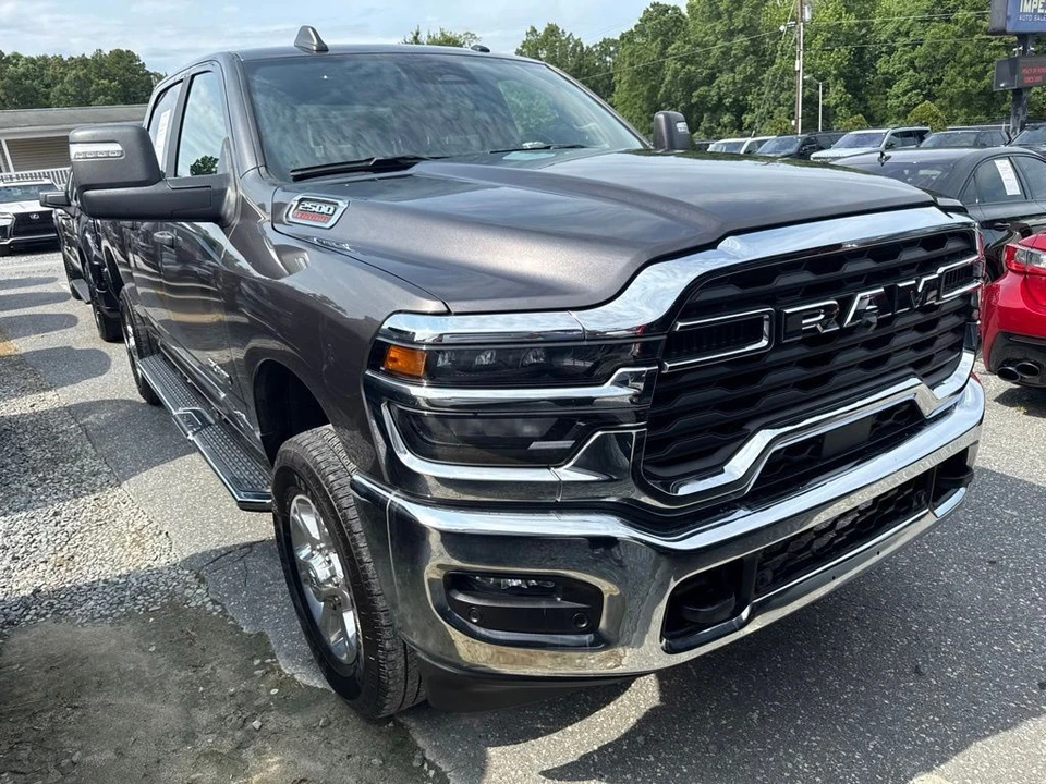 2025 Ram 2500 - Image 2 of 5