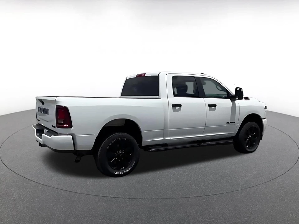 2025 Ram 2500 - Image 16 of 31