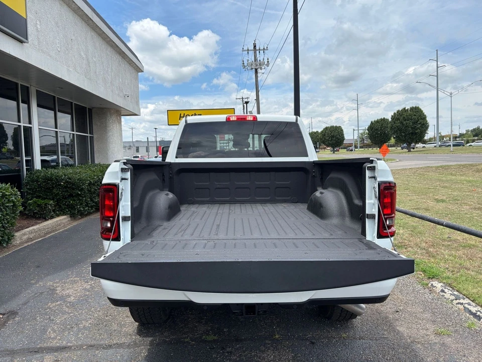 2025 Ram - Image 30 of 31