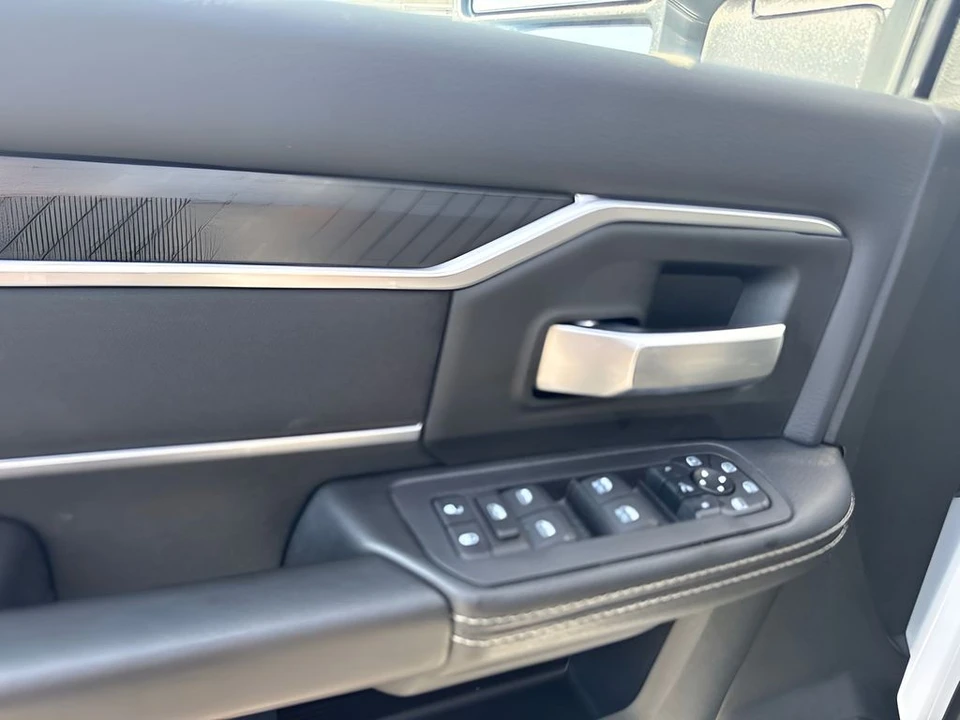 2025 Ram 2500 - Image 22 of 31