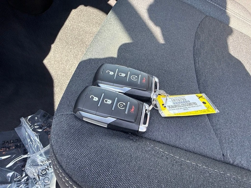 2025 Ram 2500 - Image 25 of 31