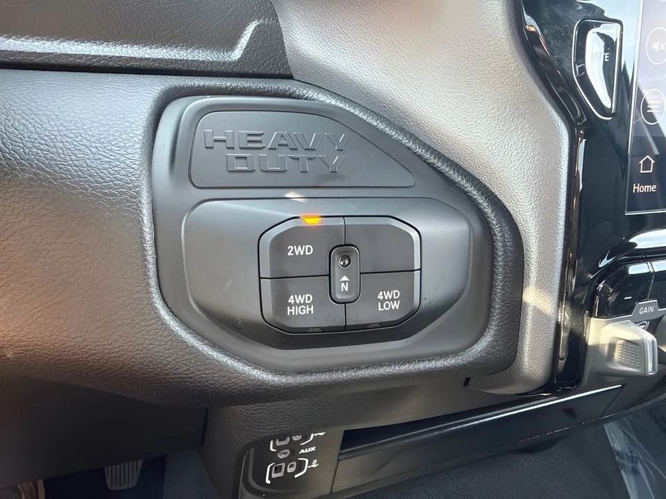 2025 Ram 2500 - Image 18 of 31