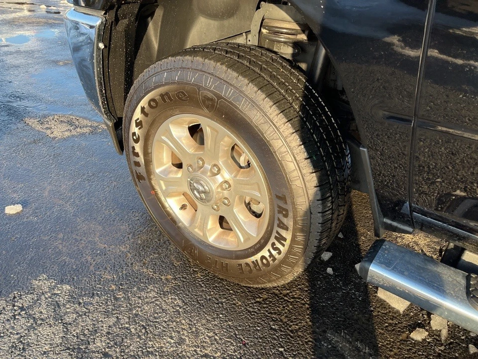 2025 Ram 2500 - Image 9 of 12