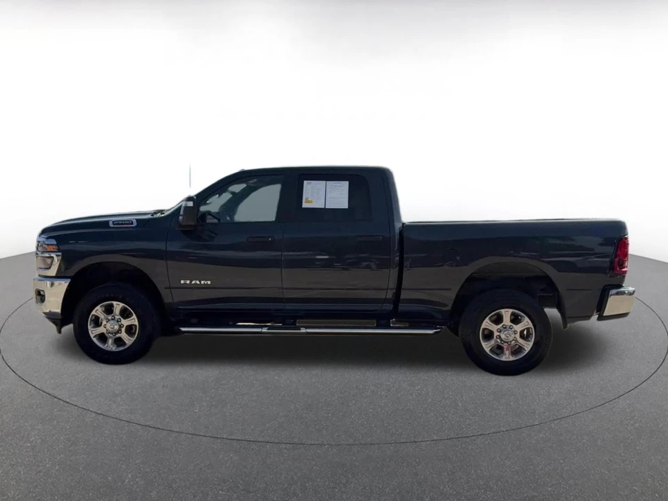 2025 Ram 2500 - Image 9 of 31