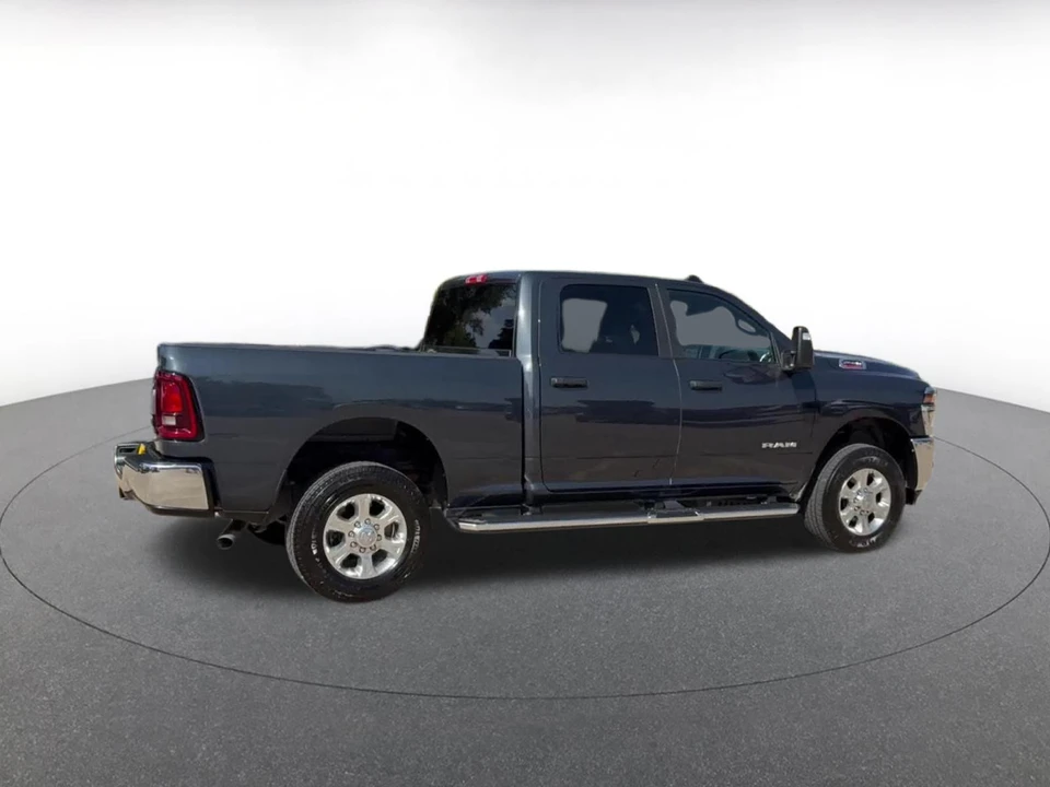 2025 Ram 2500 - Image 16 of 31