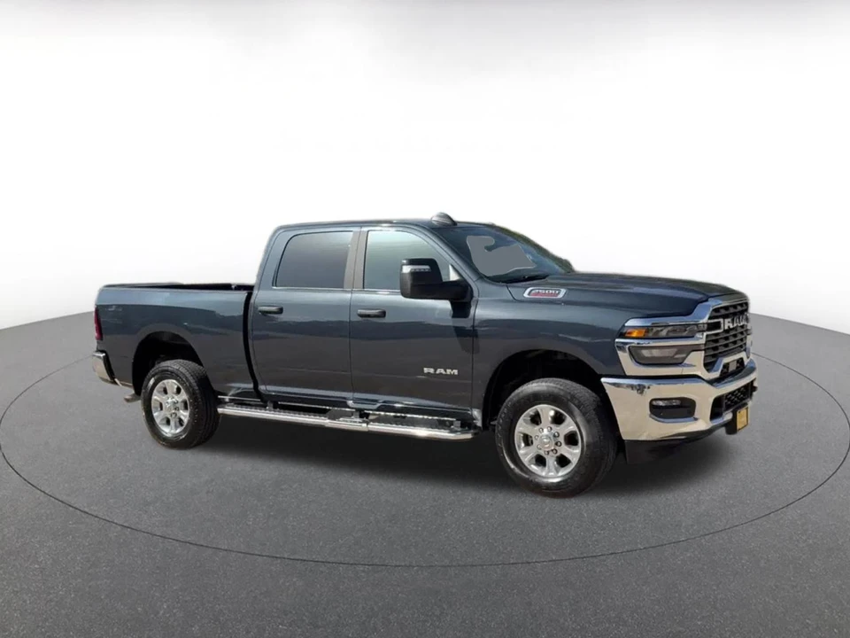 2025 Ram 2500 - Image 2 of 31