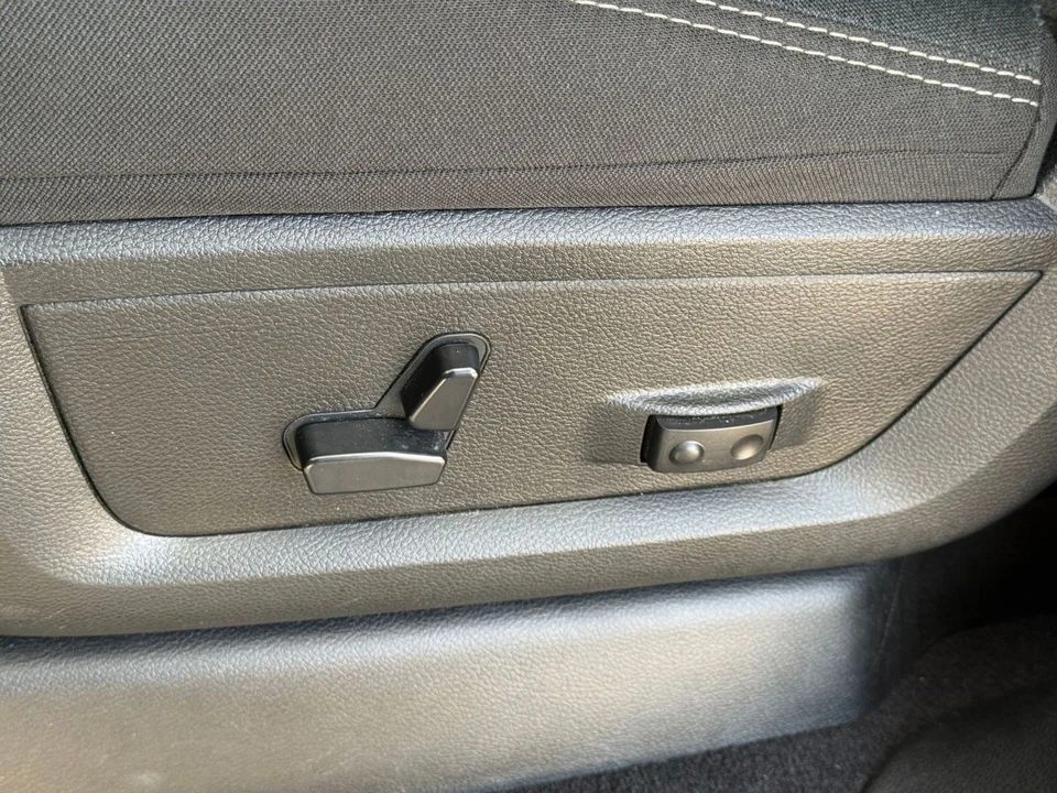 2025 Ram 2500 - Image 24 of 31