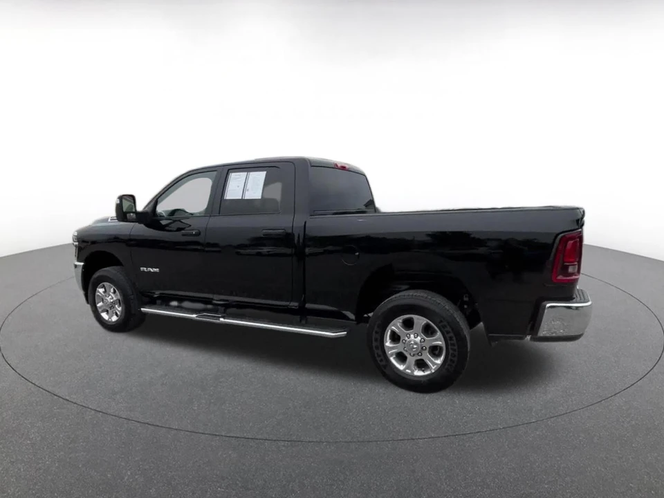2025 Ram 2500 - Image 12 of 31