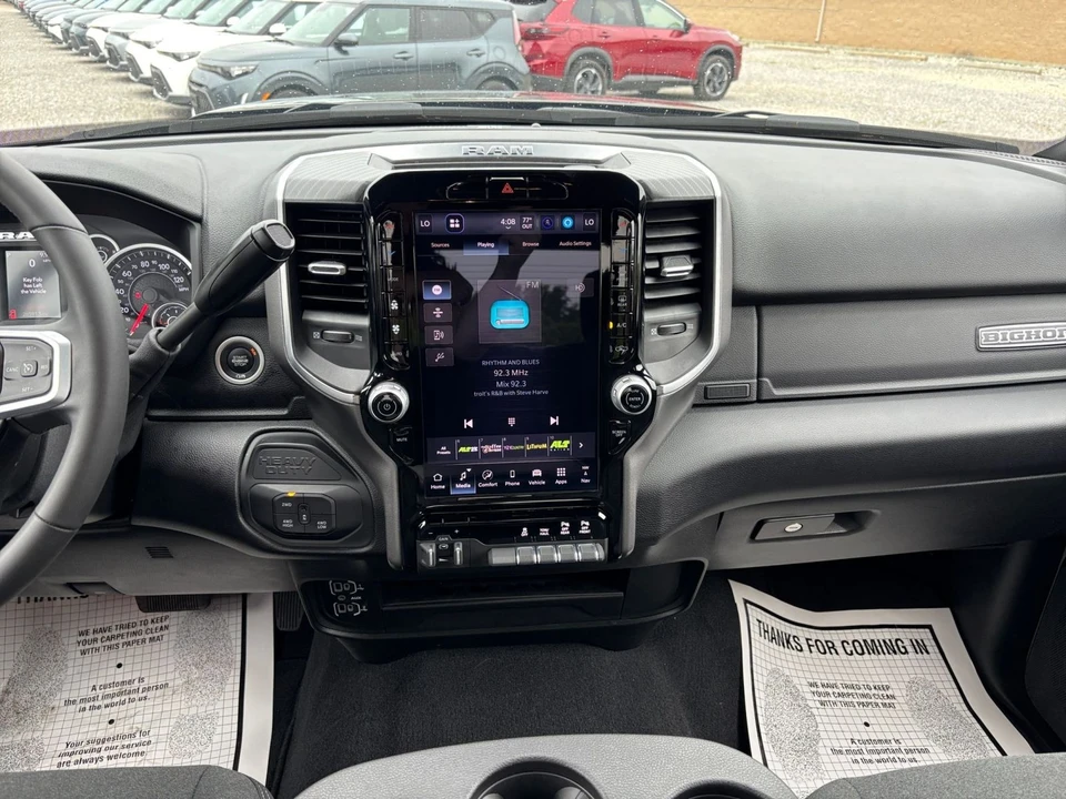 2025 Ram 2500 - Image 19 of 31