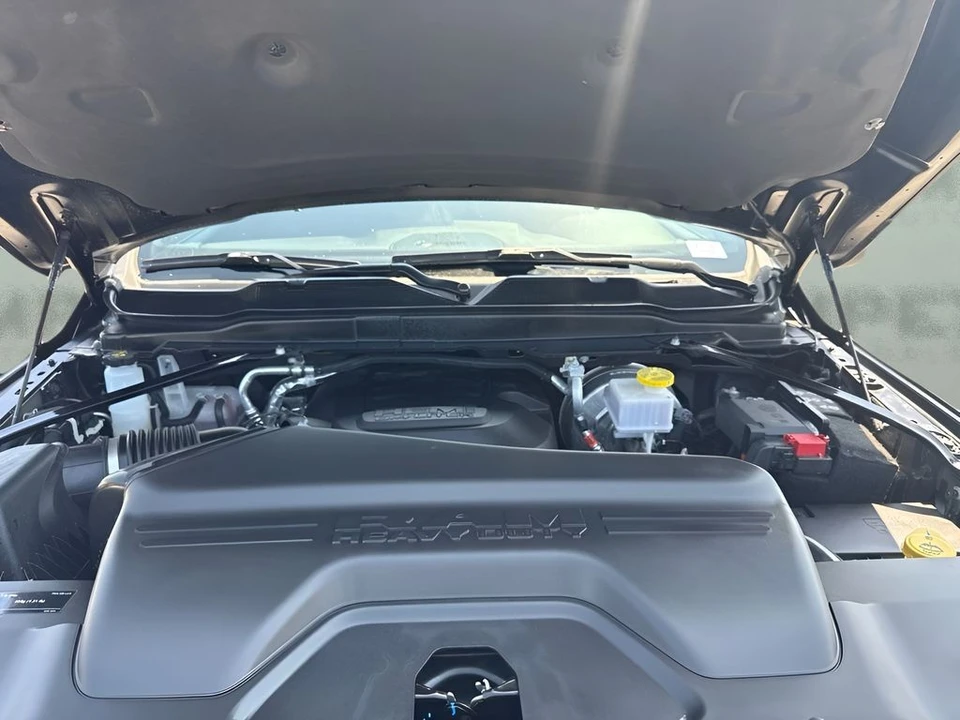 2025 Ram 2500 - Image 26 of 31