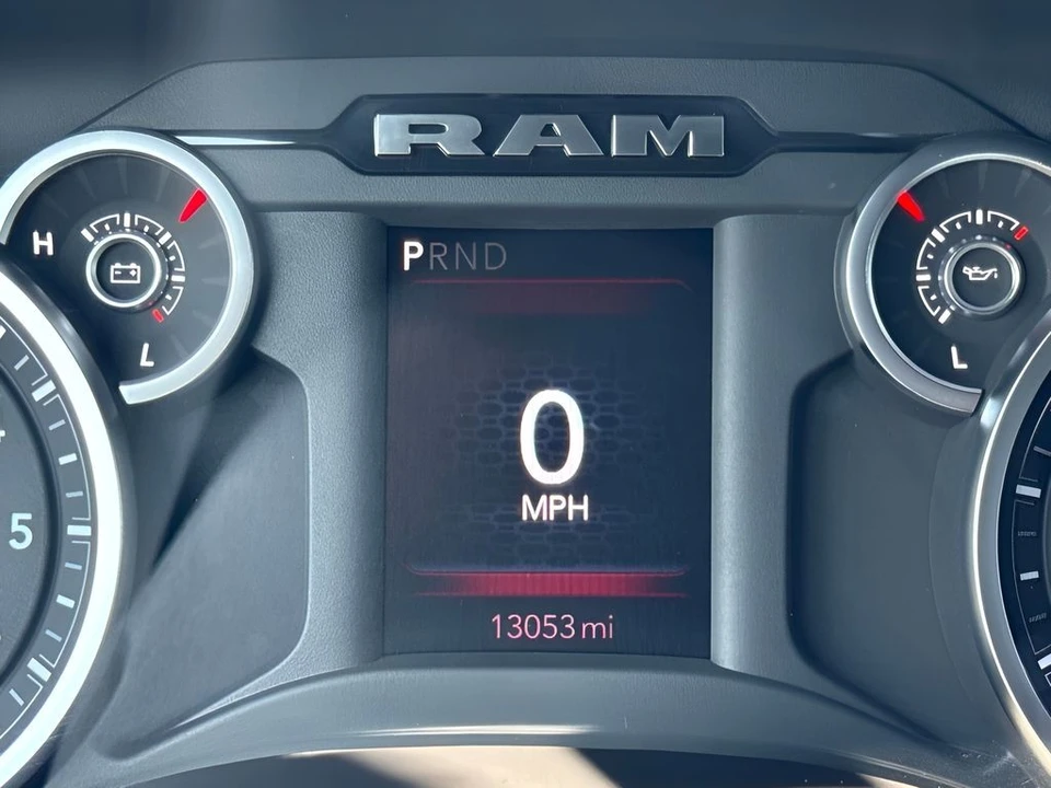 2025 Ram 2500 - Image 21 of 31