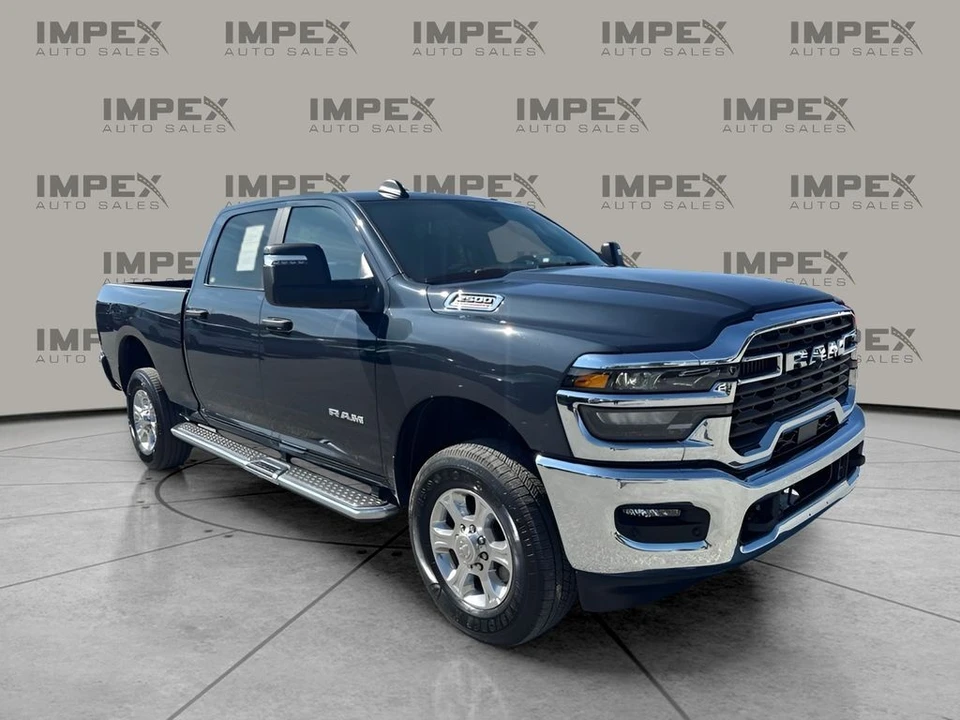 2025 Ram 2500 - Image 7 of 31