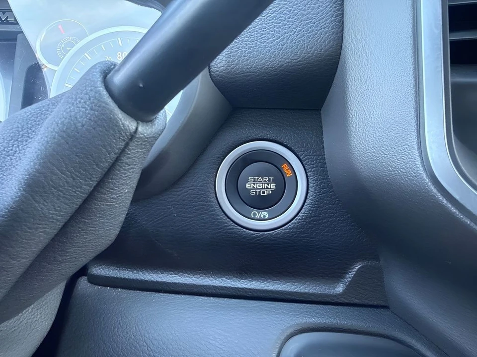 2025 Ram 2500 - Image 18 of 31
